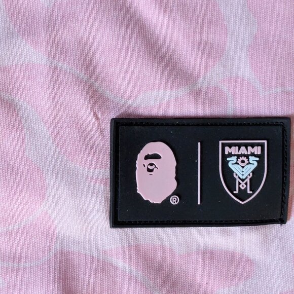 NWT: A BATHING APE Miami Graphic T-Shirt Pink Camo Design Size 3XL - Picture 7 of 10
